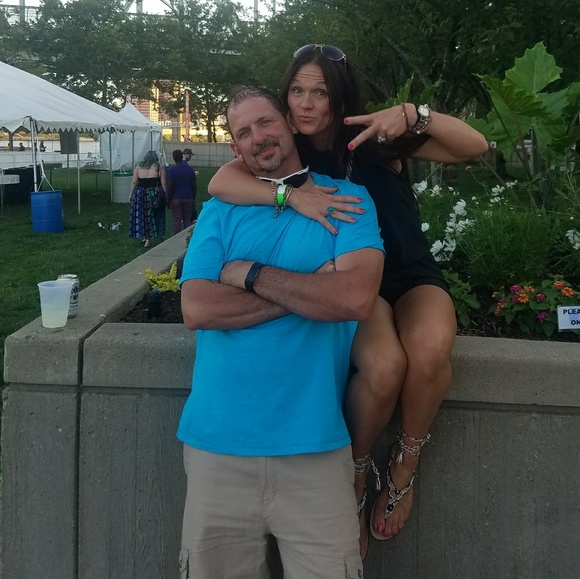 Meet your Posher, Esther - Picture 4 of 4